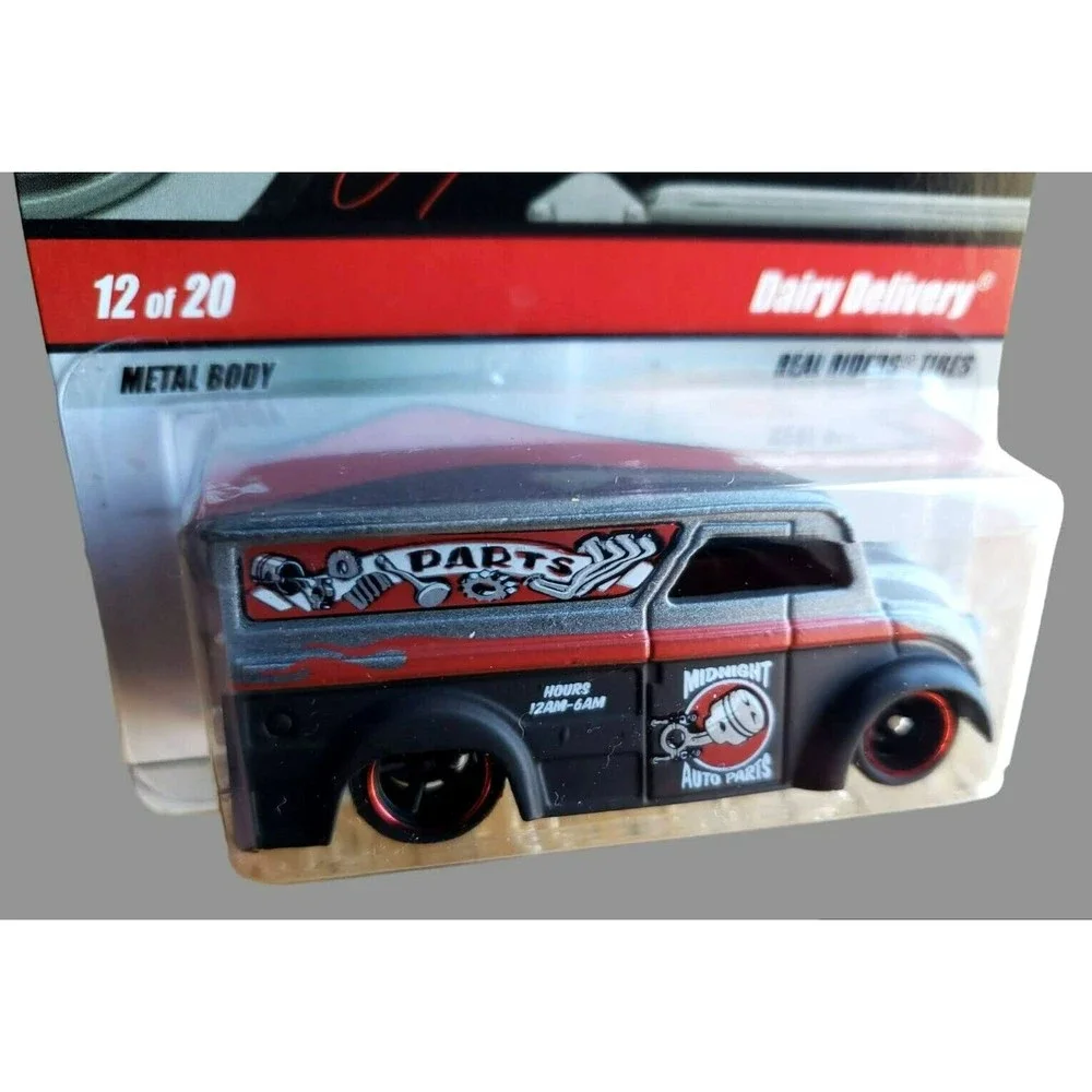 2009 Hot Wheels DAIRY DELIVERY Larry's Garage Metalflake Matte Black 12/20 1:64